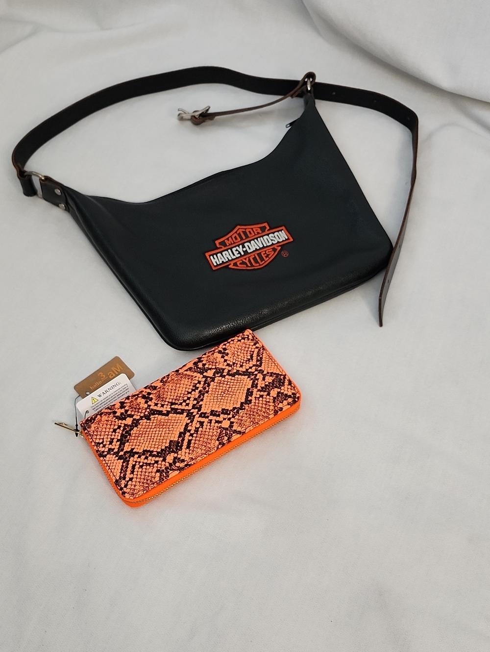 Harley-Davidson Genuine Leather Shoulder Bag with Coordinating 3am Wallet